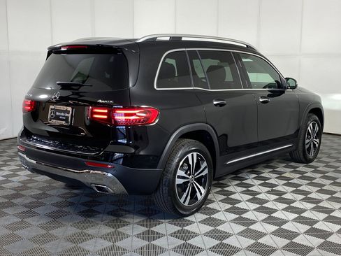 New 2025 Mercedes-Benz GLB 250 4MATIC image 8