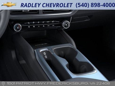 New 2025 Chevrolet Equinox EV LT w/ Convenience Package II image 23