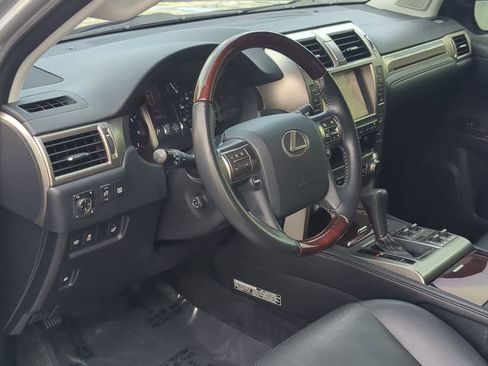 Used 2019 Lexus GX 460 Luxury image 10