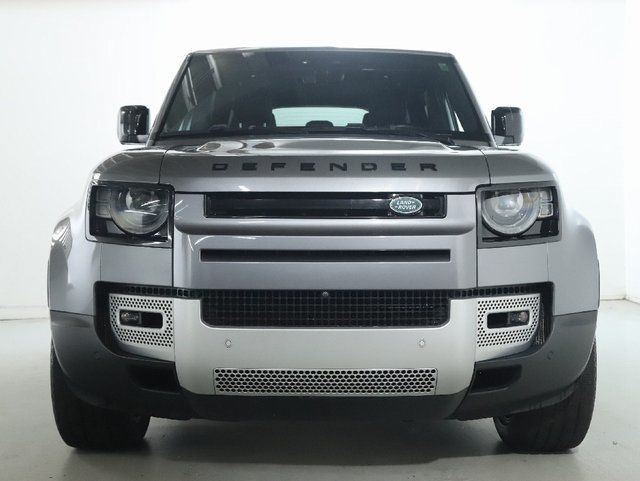 Used 2023 Land Rover Defender 110 SE AWD/4WD image 13
