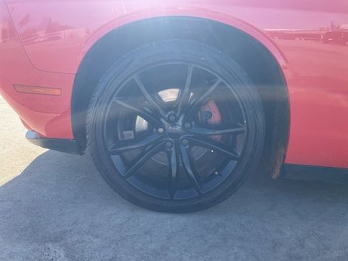 Used 2016 Dodge Challenger R/T Plus image 4