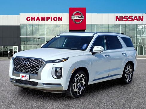 Used 2022 Hyundai Palisade Calligraphy image 3