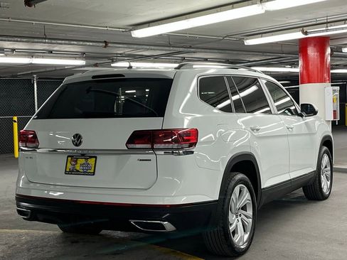 Used 2023 Volkswagen Atlas SE AWD/4WD image 6