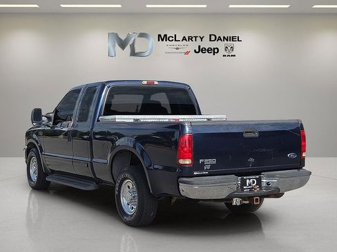 Used 2001 Ford F250 XLT RWD image 4