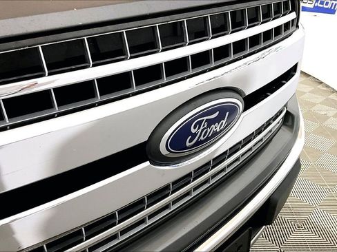 Used 2019 Ford F150 XLT w/ Equipment Group 302A Luxury image 23