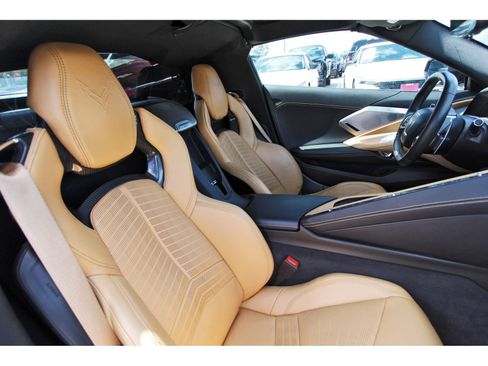 Used 2023 Chevrolet Corvette Z06 RWD image 25