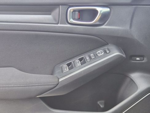 Used 2025 Honda Civic Sport image 21