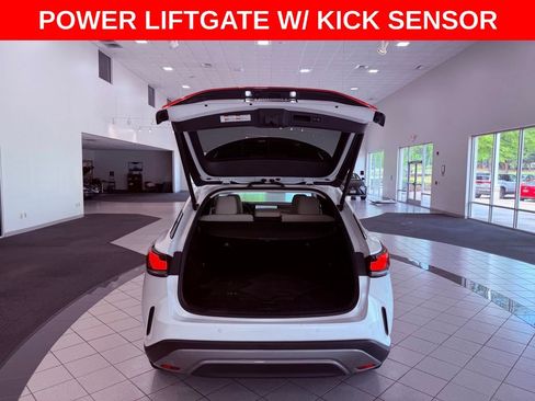 Used 2024 Lexus RX 350 Premium w/ Cold Area Package FWD image 8