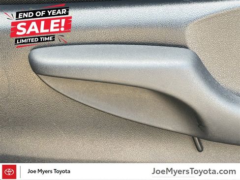 Used 2015 Toyota RAV4 XLE image 22