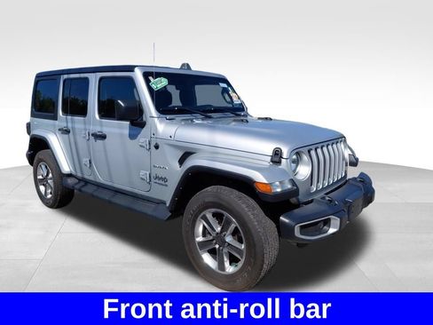 Used 2022 Jeep Wrangler Unlimited Sahara AWD/4WD image 7
