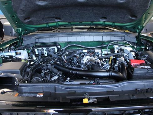 Used 2024 Ford Bronco Wildtrak AWD/4WD image 10