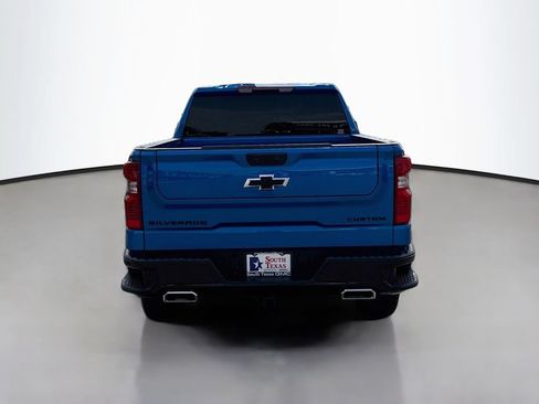 Used 2024 Chevrolet Silverado 1500 Custom Trail Boss w/ LPO, Dark Essentials Package AWD/4WD image 6