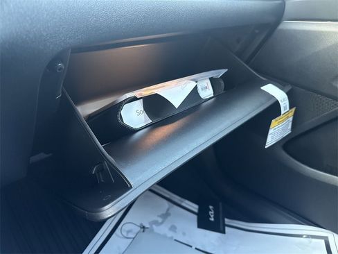 New 2026 Kia Sorento LX image 41