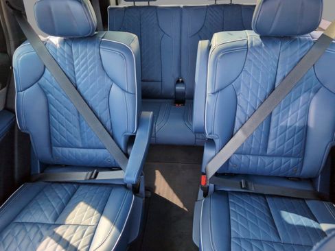 New 2026 Cadillac Vistiq Premium Luxury image 23