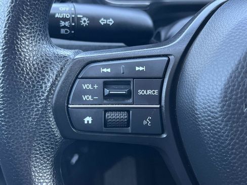Certified 2024 Honda CR-V EX image 9