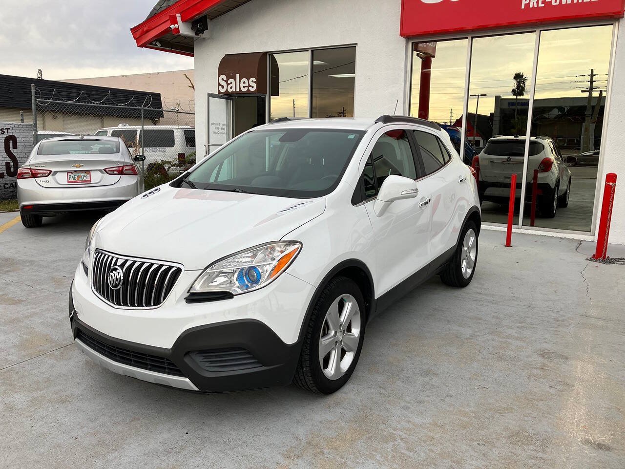 Used 2016 Buick Encore FWD image 5