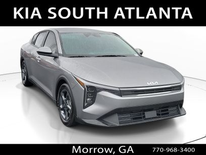 New 2025 Kia K4 LXS