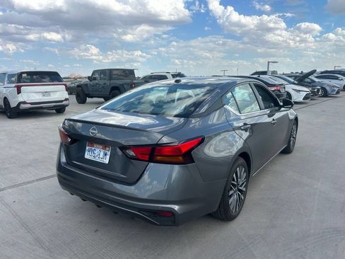 Used 2026 Nissan Altima 2.5 SV FWD image 4