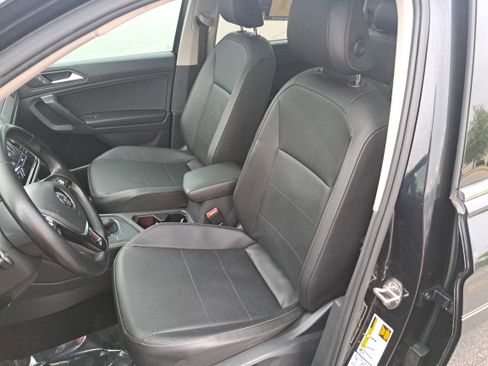Used 2019 Volkswagen Tiguan SE FWD image 15