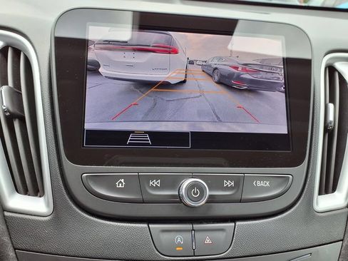 Used 2024 Chevrolet Malibu LT FWD image 8