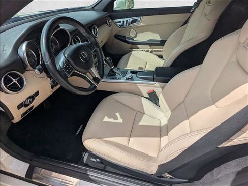 Used 2013 Mercedes-Benz SLK 250 image 10