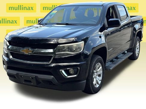Used 2017 Chevrolet Colorado LT w/ LT Convenience Package AWD/4WD image 11