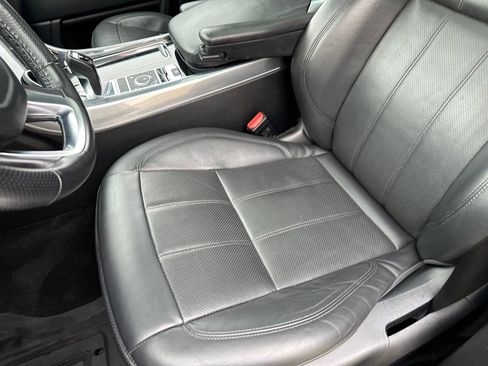 Used 2018 Land Rover Range Rover Sport HSE image 14