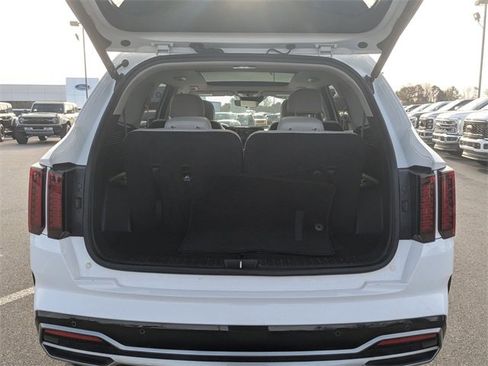 Used 2021 Kia Sorento EX w/ Panoramic Sunroof Package image 25