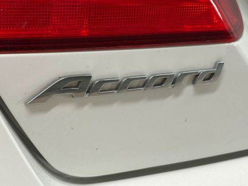 Used 2015 Honda Accord Sport image 13