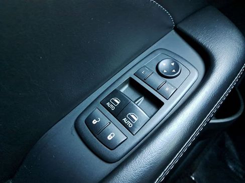 Used 2018 Dodge Challenger SXT Plus image 25