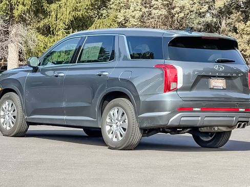 Used 2024 Hyundai Palisade SEL image 6