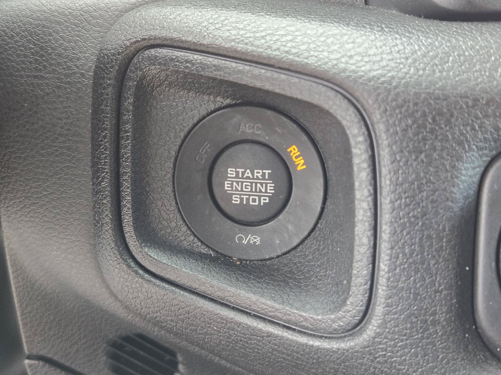 Used 2024 Jeep Wrangler Unlimited AWD/4WD image 13
