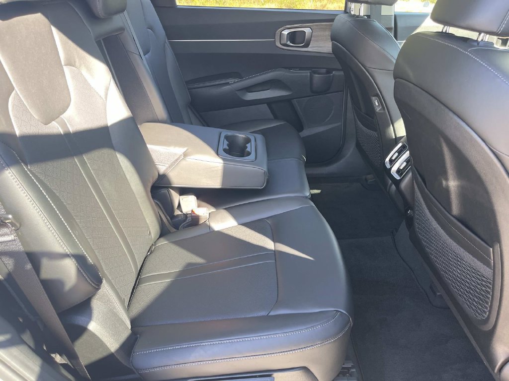 Used 2023 Kia Sorento S w/ Panoramic Sunroof Package AWD/4WD image 22