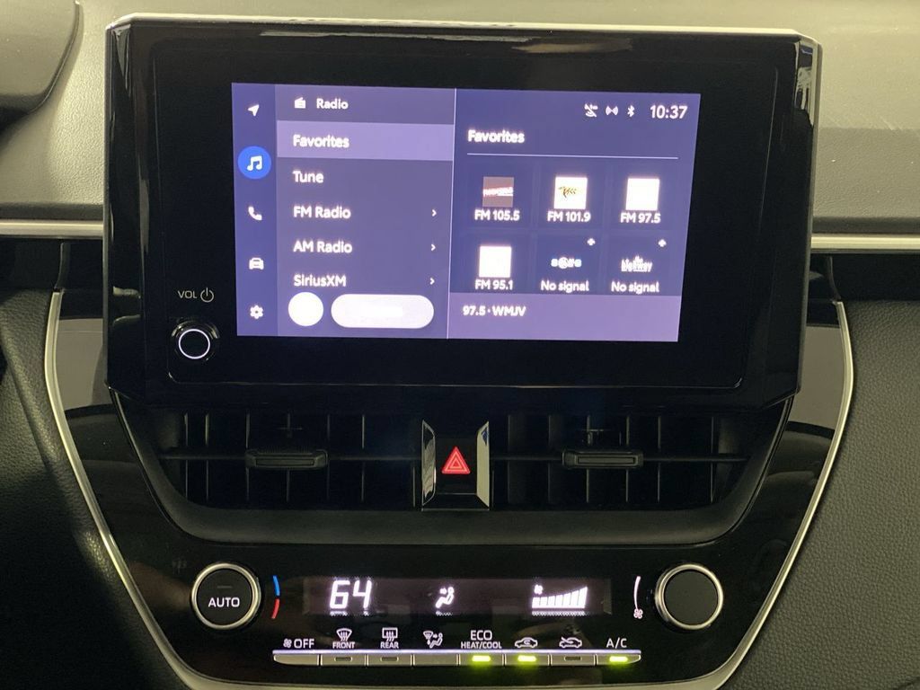 Used 2025 Toyota Corolla LE FWD image 18