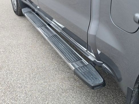 Used 2022 Chevrolet Silverado 1500 LT w/ Z71 Off-Road Package image 12