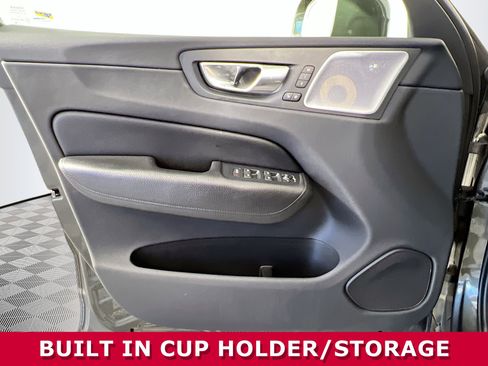 Used 2018 Volvo XC60 T8 Inscription w/ Advanced Package image 20