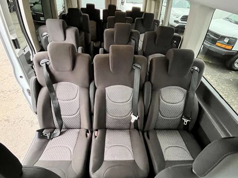 Used 2023 Ford Transit 350 XLT image 18