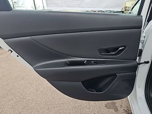New 2026 Hyundai Elantra Sport FWD image 28