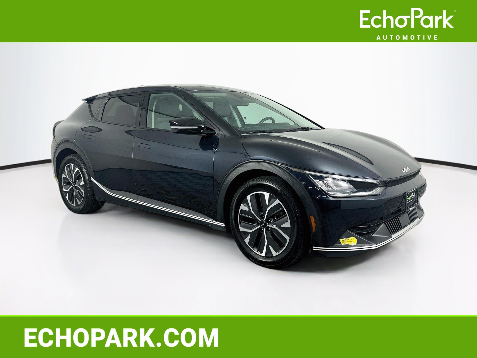 Used 2022 Kia EV6 Light RWD image 1