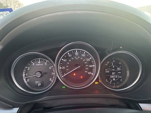 Used 2017 MAZDA CX-5 Touring w/ Preferred Equipment Package image 8