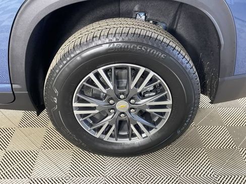 Used 2026 Chevrolet Traverse LT w/ Driver Confidence Package AWD/4WD image 18