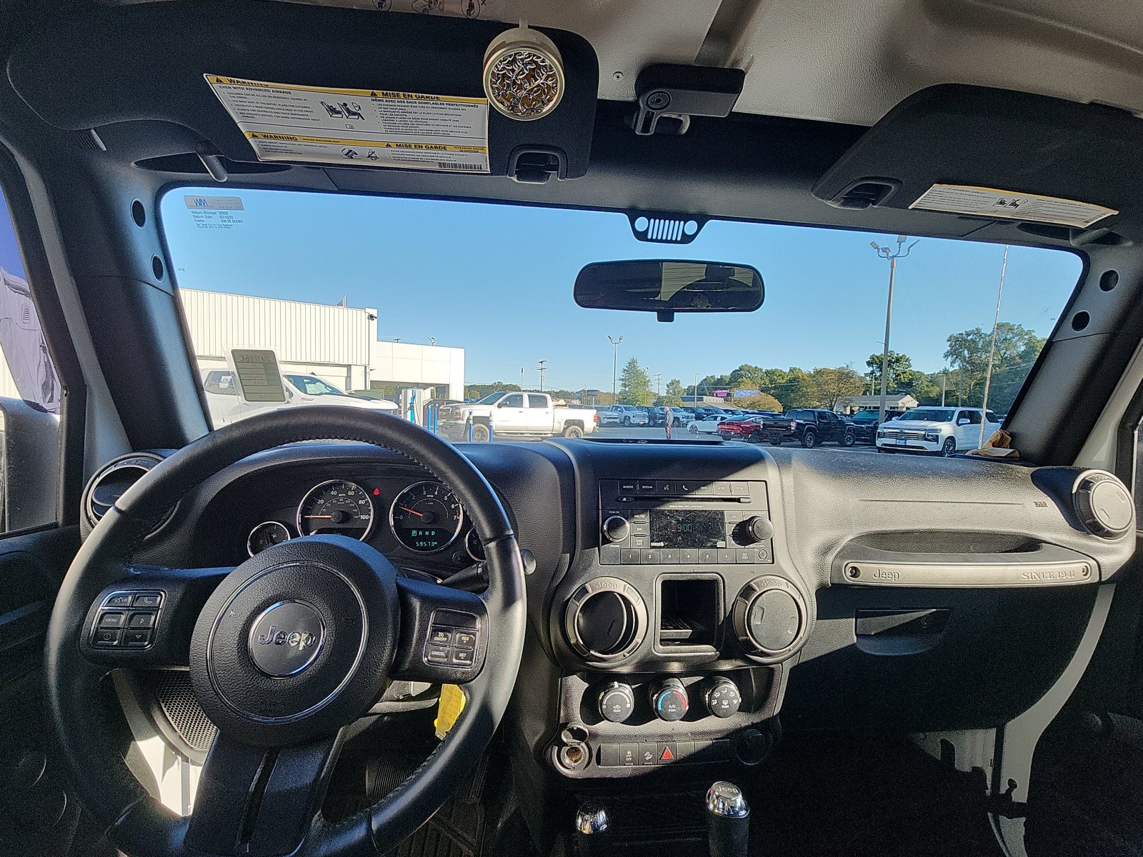 Used 2016 Jeep Wrangler Unlimited Sport w/ Connectivity Group AWD/4WD image 17