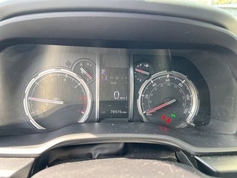 Used 2021 Toyota 4Runner Limited image 14