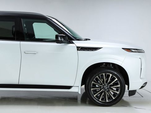 New 2026 INFINITI QX80 Autograph w/ Premium Cargo Package AWD/4WD image 12