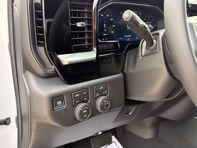 New 2026 Chevrolet Silverado 1500 RST w/ Z71 Off-Road Package AWD/4WD image 19