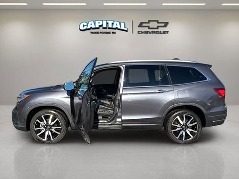 Used 2020 Honda Pilot Touring image 13
