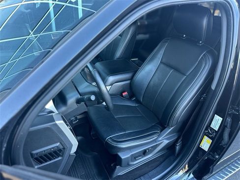 Used 2019 Ford F150 Lariat image 12