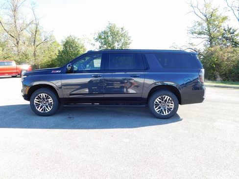 New 2026 Chevrolet Suburban Z71 w/ Comfort Package image 6