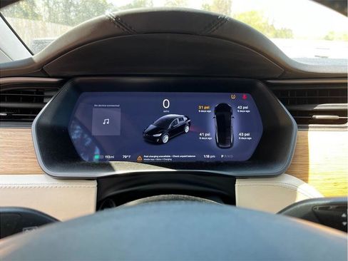 Used 2018 Tesla Model X 75D AWD/4WD image 29