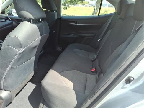 Used 2023 Toyota Camry LE image 9